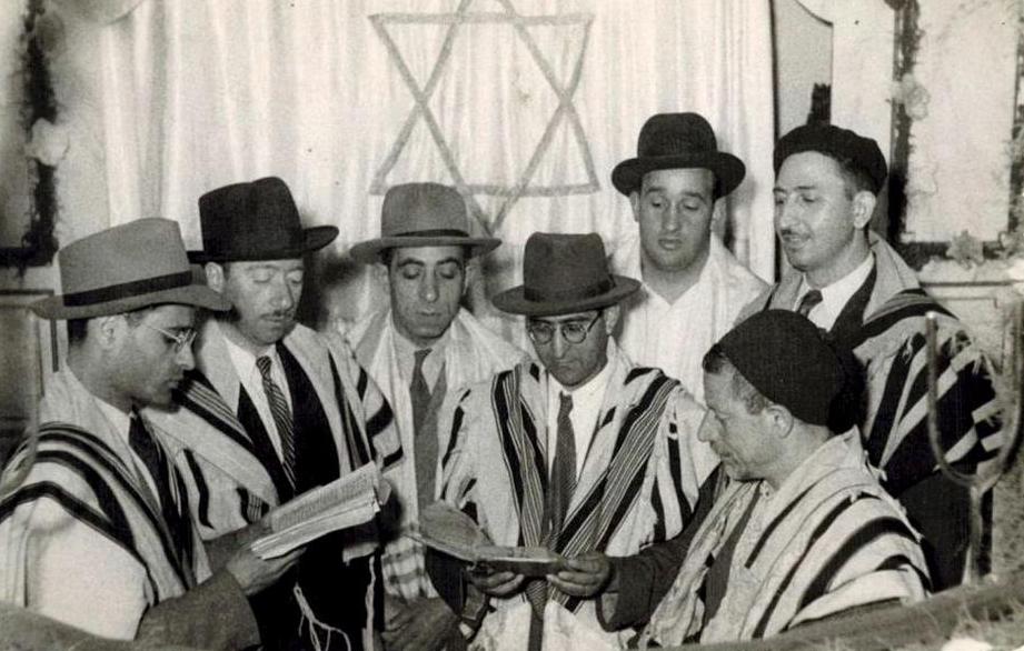 jeunes-rabbins-de-constantine-dans-la-fin-des-annees-50